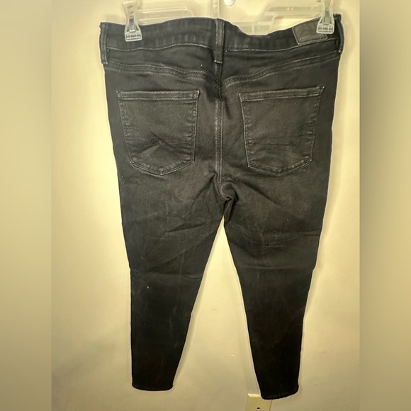 Womens size 12 Regular Black Jegging American Eagle Jeans - Picture 3 of 5